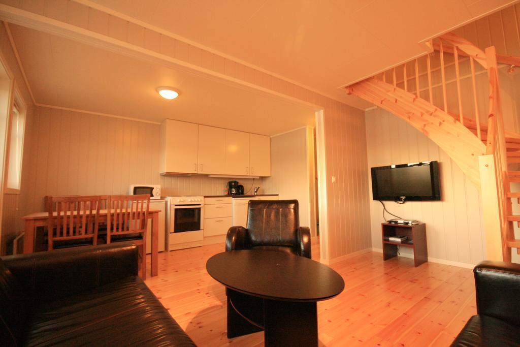 Sarnes Seaside Cabins ฮอนนิงสวาก ภายนอก รูปภาพ
